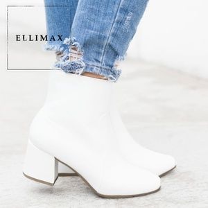Med Block Heel Classic Ankle Bootie Boot Zip white